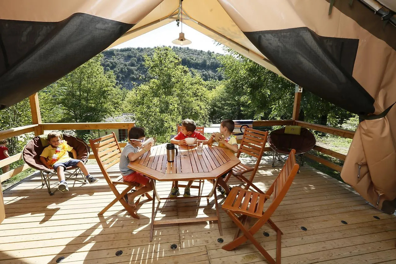 Aloha Plage Camping 4Etoiles Sampzon キャンプ場